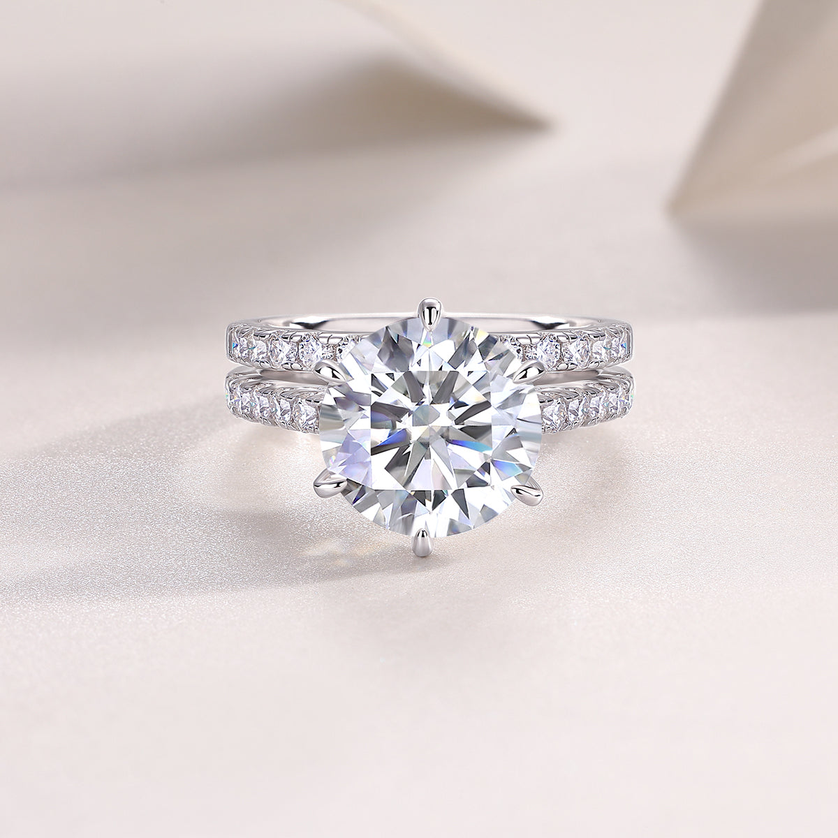 1Arrange Large Diamond Rings Luxuriously And Fashionably Set With Moissanite Silver Rings Prohibit Tk Sales